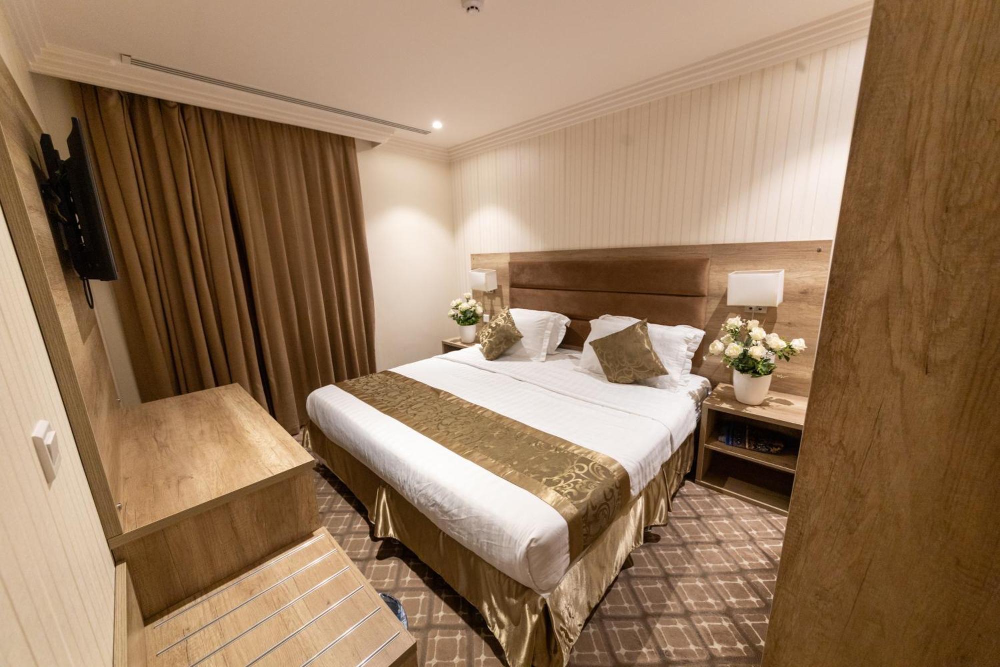 Burj Al Hayat Hotel Suites - Al Olaya リヤード エクステリア 写真